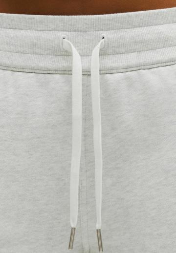 Спортивные штаны