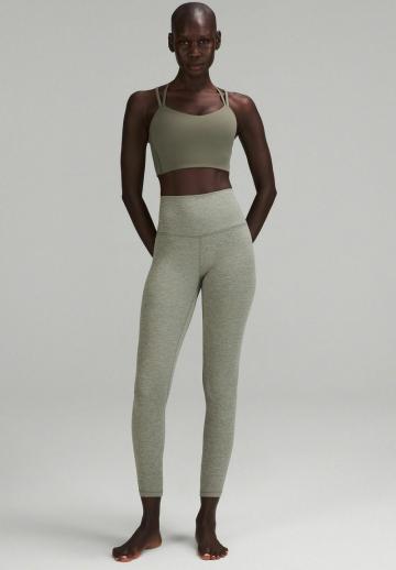 Спортивный бюстгальтер