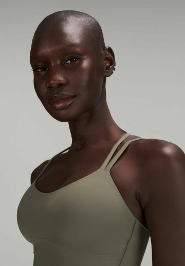 Спортивный бюстгальтер