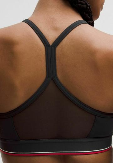 Спортивный бюстгальтер