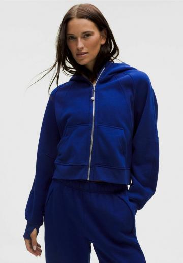 Спортивная толстовка