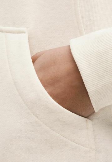 Спортивная толстовка