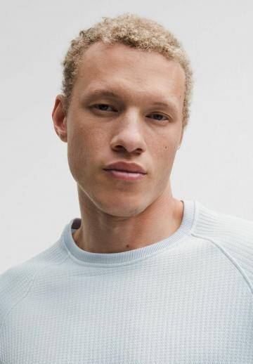 Спортивная кофта