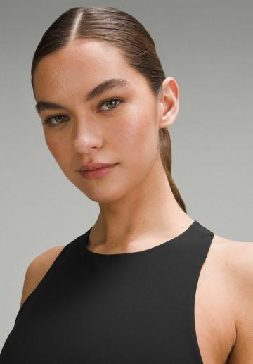 Спортивный топ