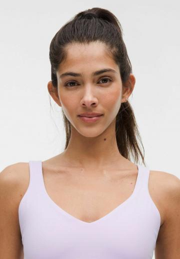 Спортивный топ