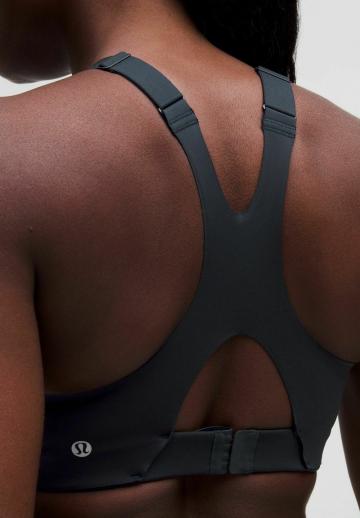Спортивный бюстгальтер