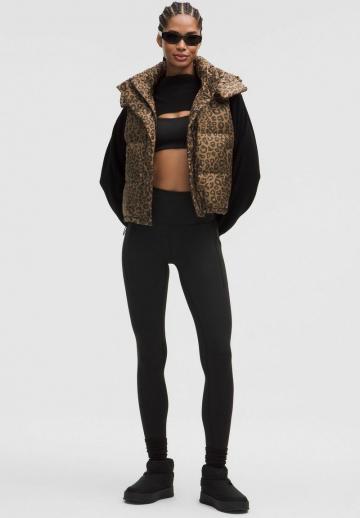 Пуховой жилет