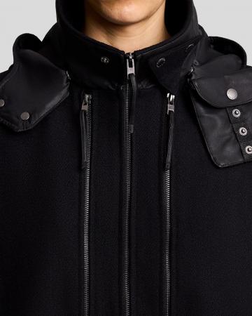 Короткое пальто