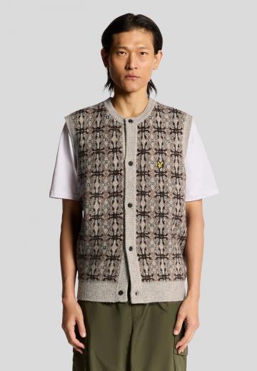 Вязаная кофта