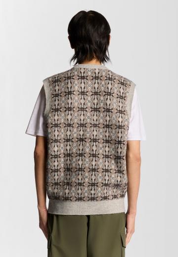 Вязаная кофта