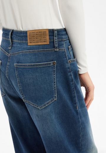 Свободные джинсы