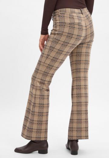 Клешеные брюки