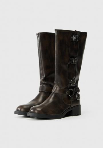 Ковбойские сапоги