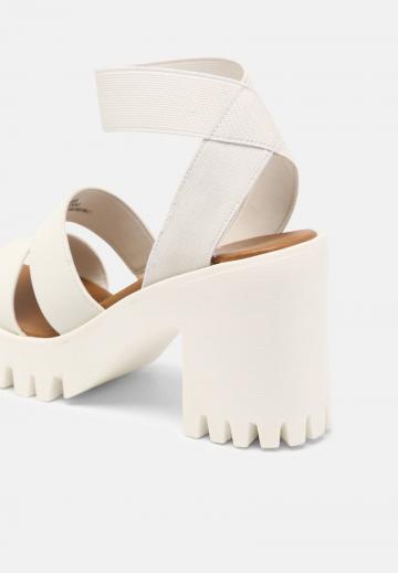 Босоножки на платформе