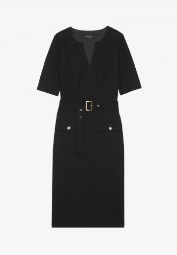 Платье футляр