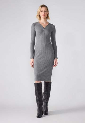 Платье футляр