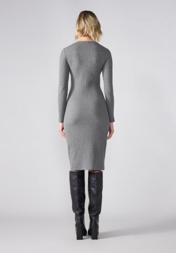 Платье футляр