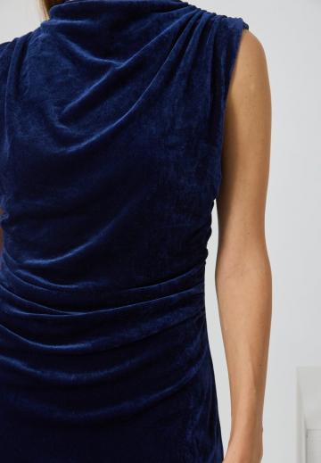 Платье футляр