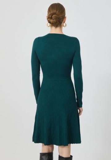 Платье футляр