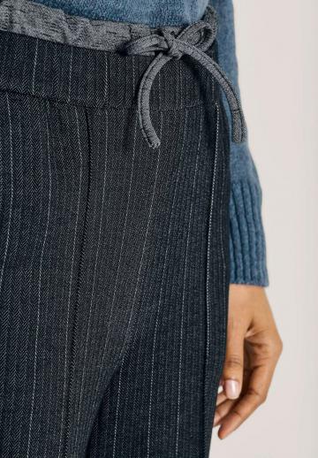 Прямые брюки