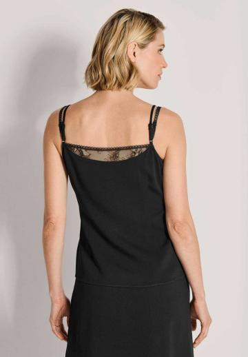 Топ на бретельках