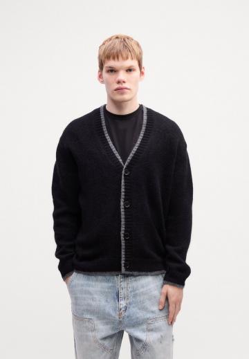 Вязаная кофта