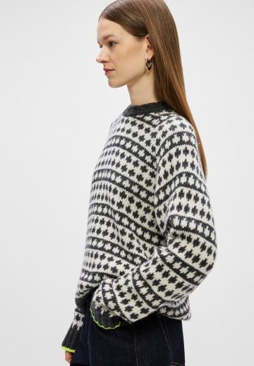 Длинный пуловер