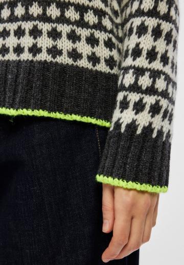 Длинный пуловер