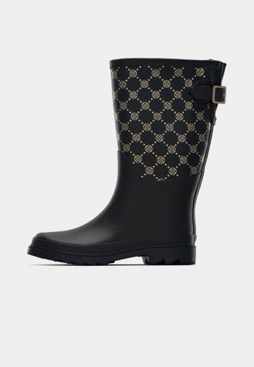 Резиновые сапоги