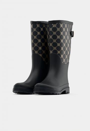 Резиновые сапоги