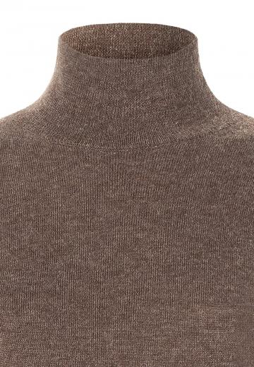 Вязаное платье