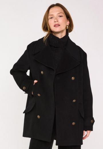 Короткое пальто