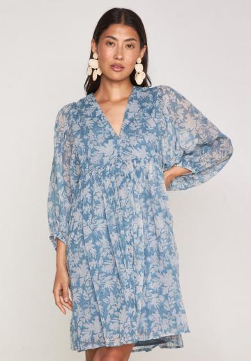 Короткое платье