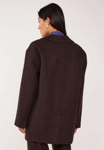 Короткое пальто