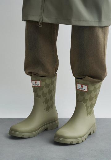 Резиновые сапоги