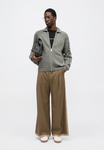 Вязаная кофта