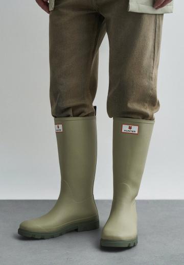 Резиновые сапоги