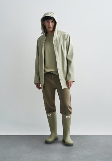 Резиновые сапоги