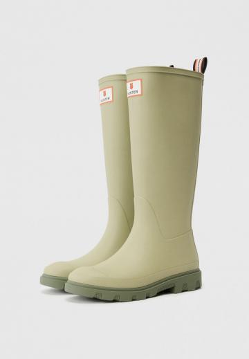 Резиновые сапоги