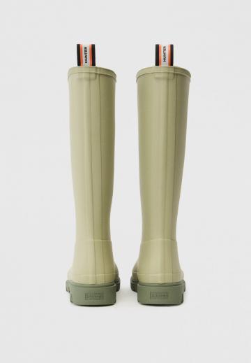 Резиновые сапоги