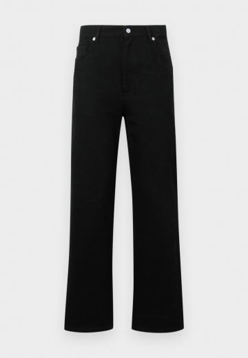 Джинсы бойфренда