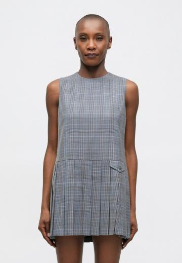 Короткое платье