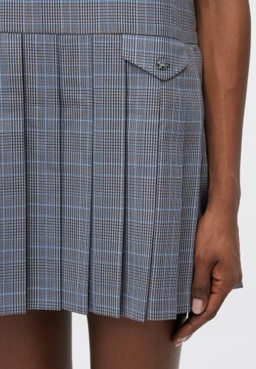 Короткое платье