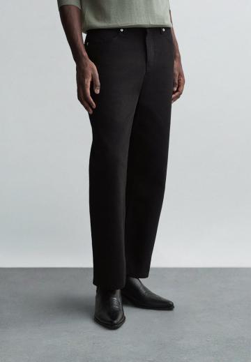 Прямые джинсы