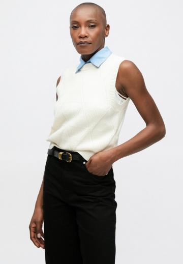 Пуловер без рукавов