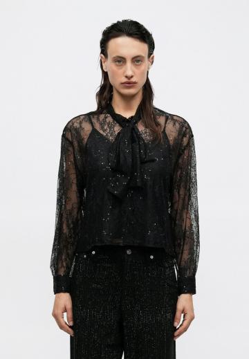 Кружевная блузка