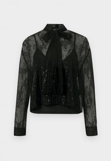 Кружевная блузка