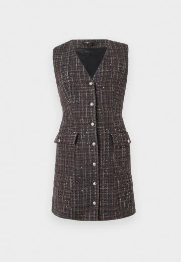 Короткое платье