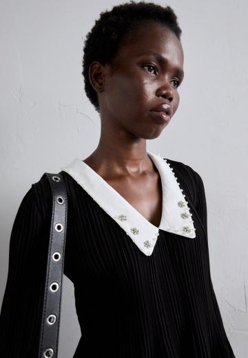 Короткое платье