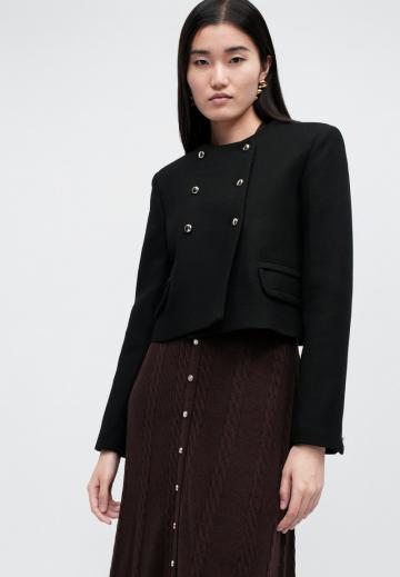 Короткое пальто